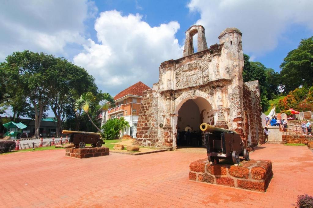 Hotel Suria Malaqa Malacca Kültér fotó